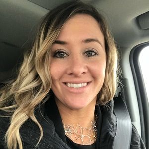 Meet your Posher, Jacklyn